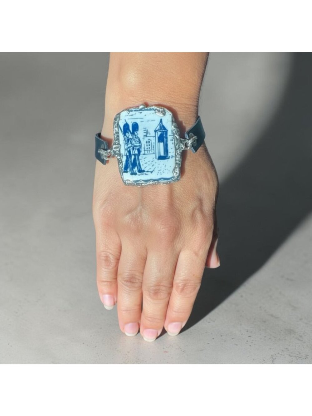 Blue Willow Nutcracker China Leather Bracelet With Silver Blend Bezel Artisanal - Picture 6 of 16